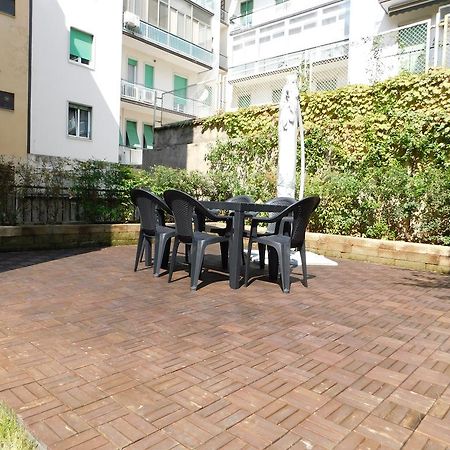 Garden Apartment Верона Екстериор снимка